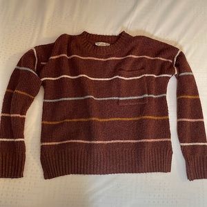 Pink Republic maroon cropped sweater! Size Medium. Fits true to size.